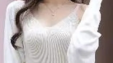 成都世运会开幕式：史经纬与郭丹担任中国代表团旗手